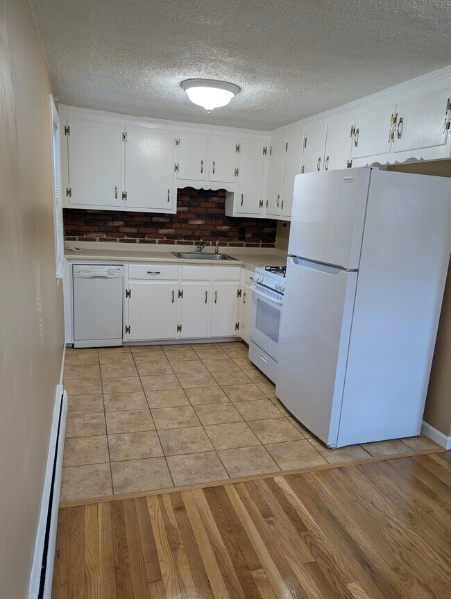 Foto del edificio - 246 Salem St