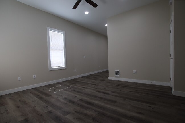 Foto del edificio - 527 Hillsdale St