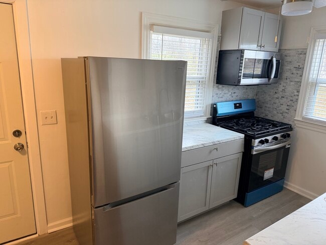 Foto del edificio - 26181 Dunning St