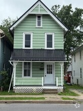 Building Photo - 1451 Scott St