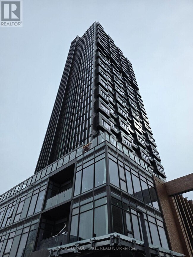 Building Photo - 5 Quarrington Ln