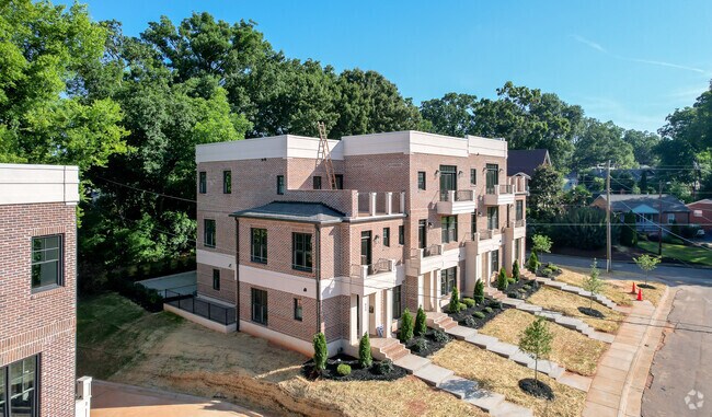 Building Photo - 600 West Blvd