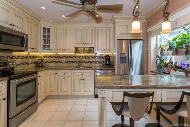 Building Photo - 183 Wickham Rd