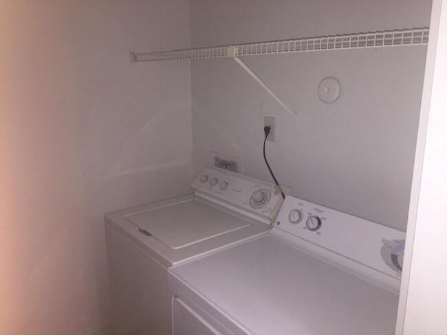 Foto del edificio - 8340 SW 3rd Ct