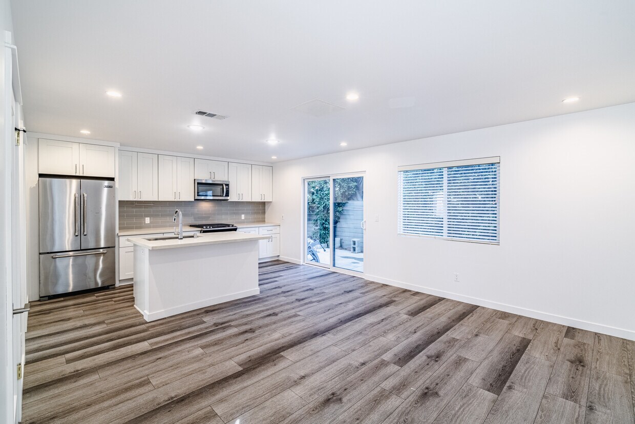 Foto principal - 2526 Thurman Ave