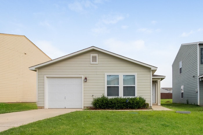 Foto principal - 138 Wethersfield Dr