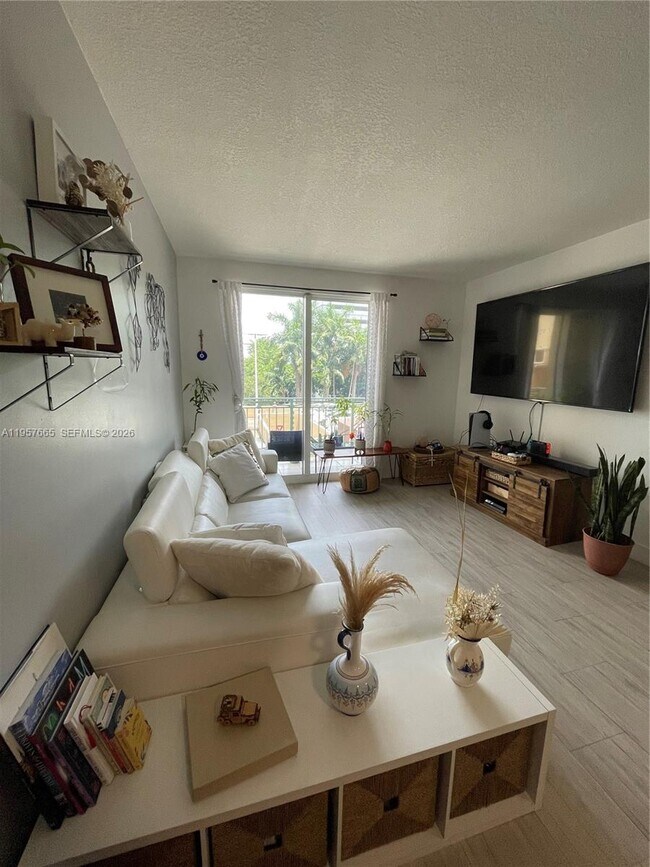 Foto del edificio - 3500 Coral Wy