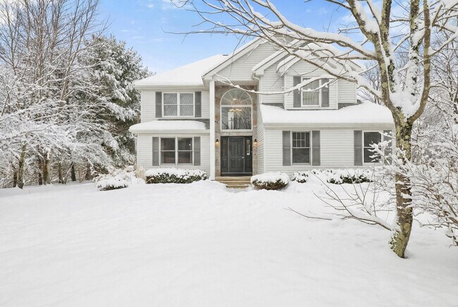 Building Photo - 153 Bull Run