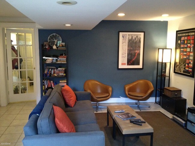 Foto del edificio - 1921 11th St NW