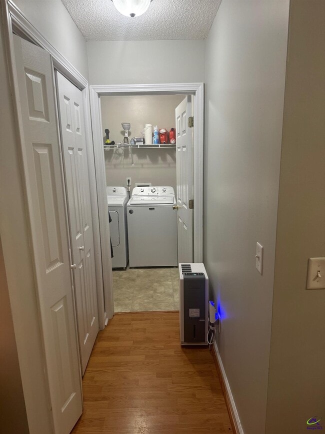 Foto del edificio - 113 Faybrook Dr