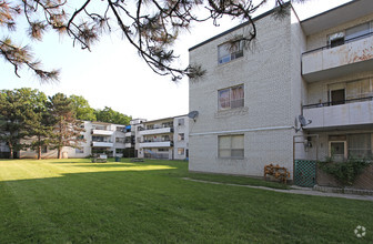 Building Photo - Keele Apartments