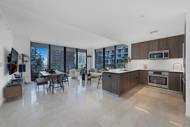 Foto del edificio - 88 SW 7th St