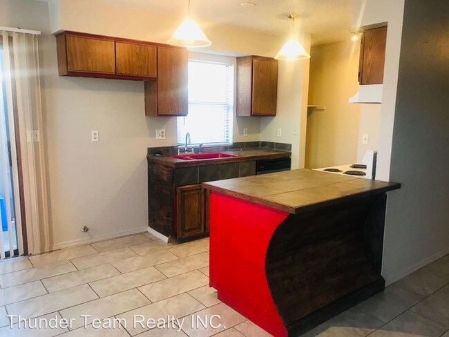 Building Photo - 2 br, 2 bath House - 836 NW 113th Street