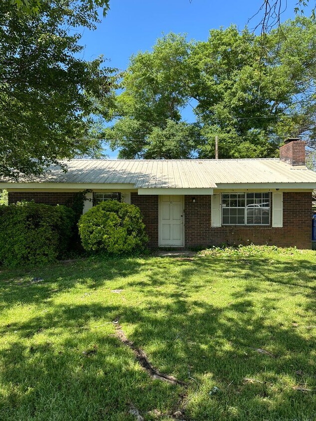 Building Photo - 49 Winterhawk Dr