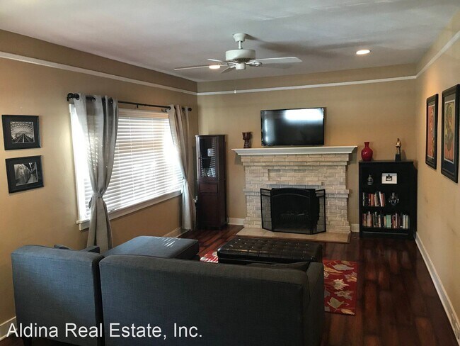 Foto del edificio - 2 br, 2 bath House - 701 S. 10th St.