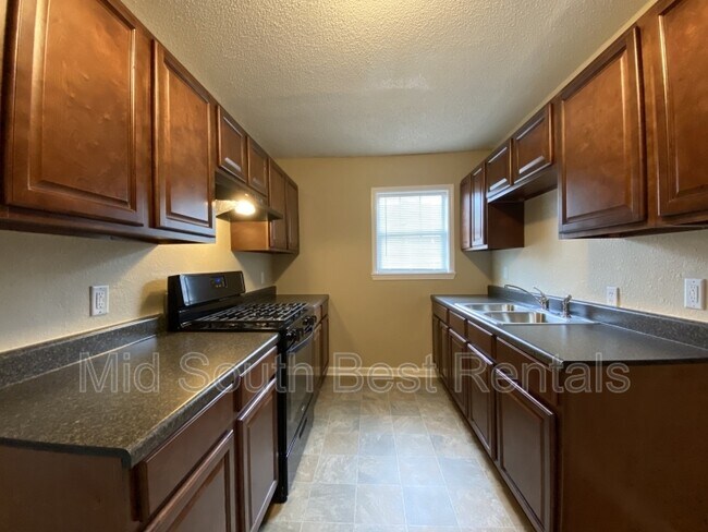 Foto del edificio - 2309 S Park St