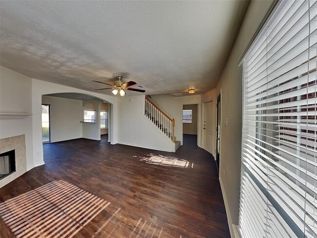 Building Photo - 26114 Cypresswood Dr