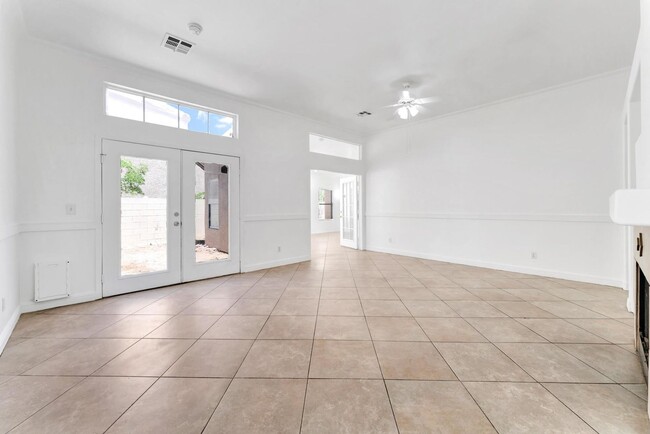 Foto del edificio - Single Story 3 bedroom and 2 bath home.