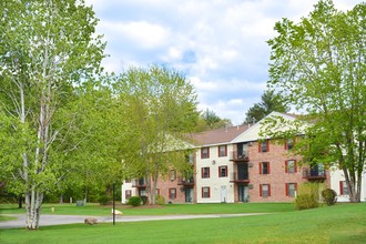 Oak Creek Apartments Rentals - Concord, Nh 