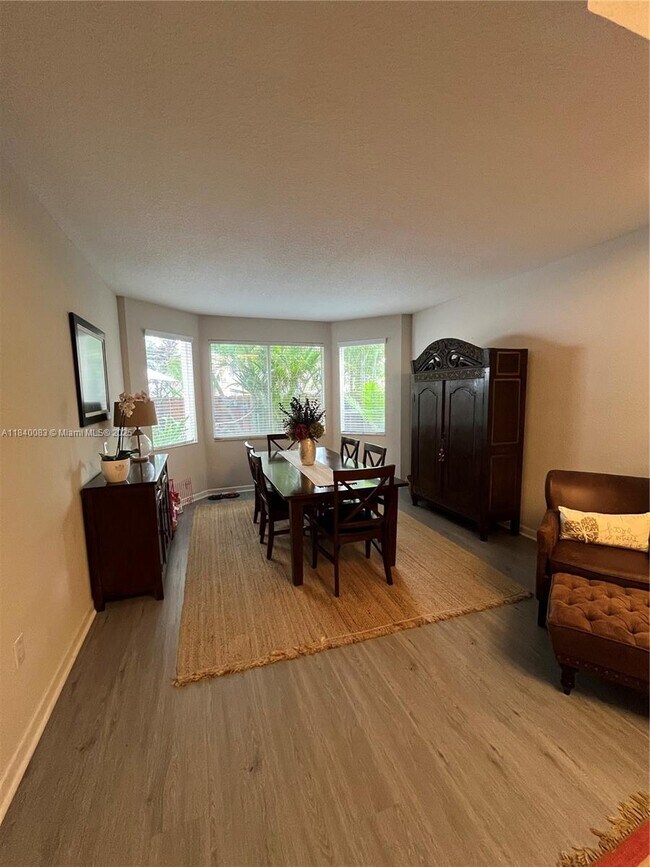 Foto del edificio - 11182 NW 73rd Terrace