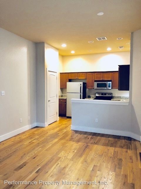 Foto del edificio - 3316 W 32nd Ave