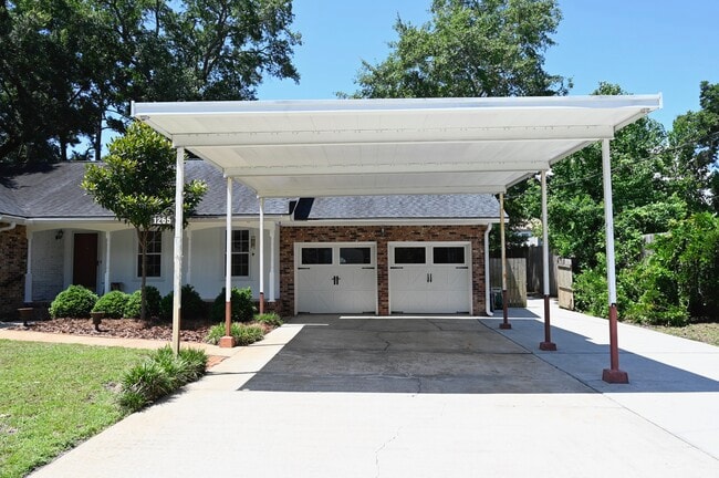 Building Photo - 1265 Penny Cir
