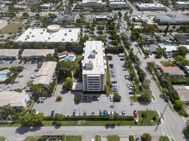 Foto del edificio - 1831 NE 38th St