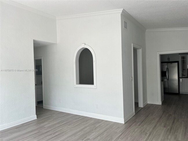 Building Photo - 3310 SW 82nd Ave