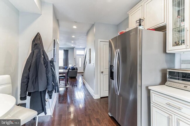 Building Photo - 2653 Jasper St