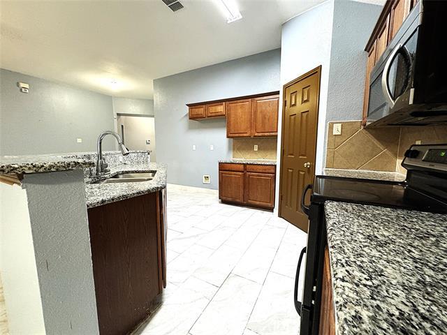 Foto del edificio - 13624 Kaplan Ct