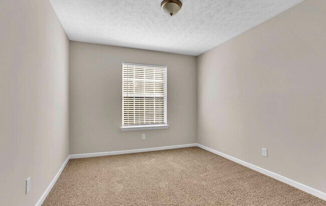 Foto del edificio - 3729 Adamsville Dr SW
