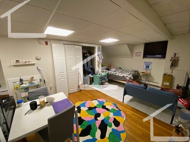 Foto del edificio - 32 Irving St