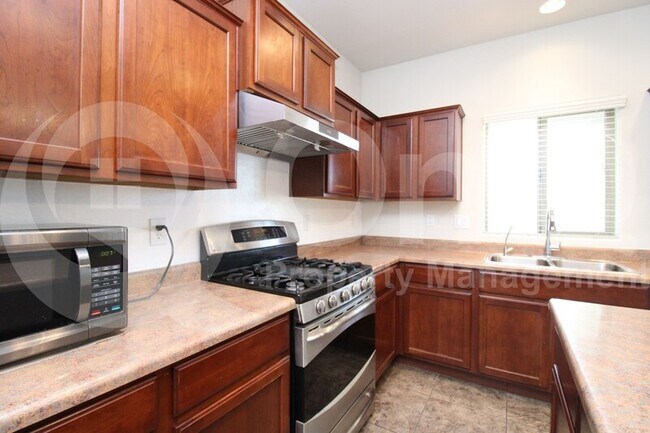 Foto del edificio - 7373 W Monte Cristo Ave