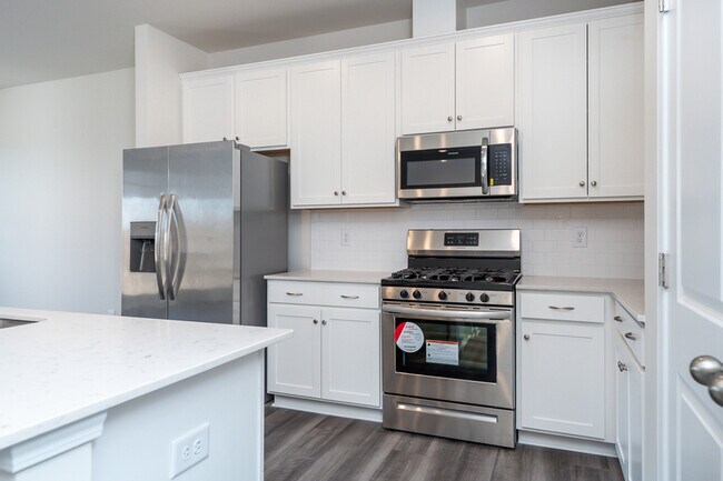 Building Photo - 296 E Compass Wy