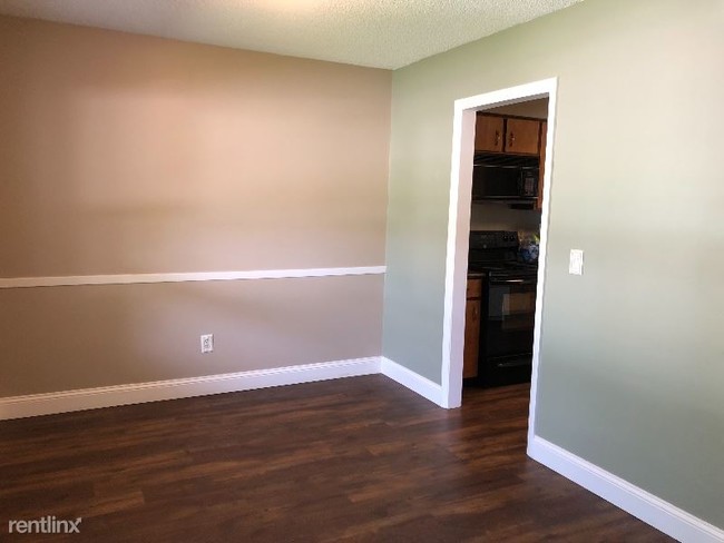 Building Photo - 3 br, 3 bath House - 2850 Colton Blvd