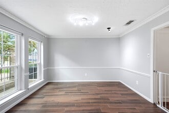 Building Photo - 20646 Prince Creek Dr
