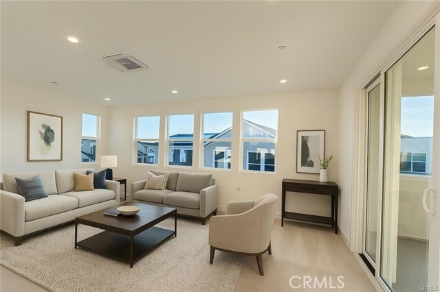 Building Photo - 349 Proctor