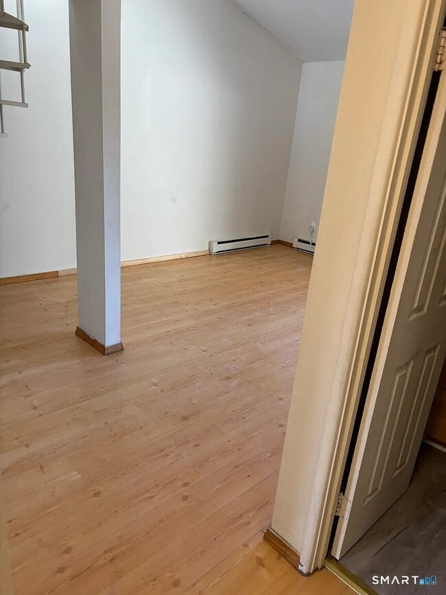 Foto del edificio - 17 Burgundy Hill Ln