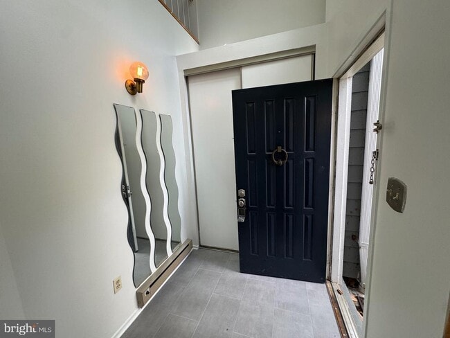 Building Photo - 1898 Villaridge Dr