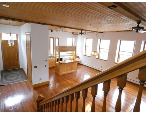 Building Photo - 675 Grove St