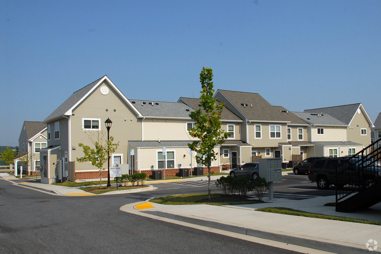 Foto del edificio - Key's Pointe Residences Townhomes