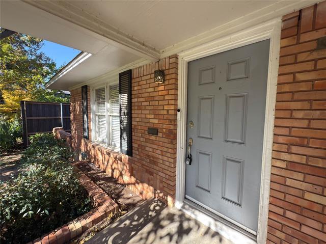 Foto del edificio - 3951 Gaspar Dr