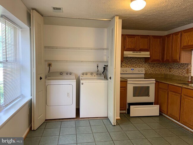 Foto del edificio - 13647 Clarendon Springs Ct