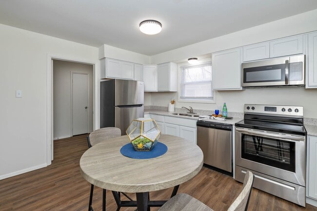 Photo - 2025-2027 Fairfax Road Apartment