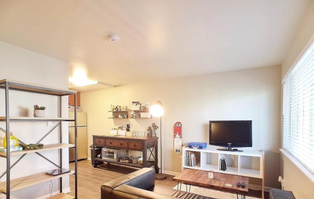 Building Photo - NUOVO APARTMENTS - MAGNOLIA - 1 bedroom