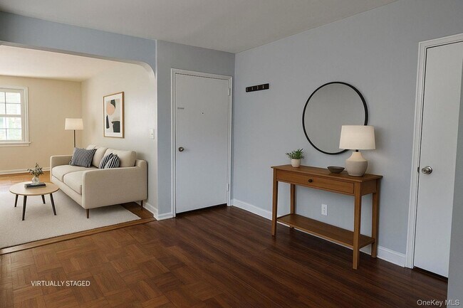 Foto del edificio - 1022 E 211th St