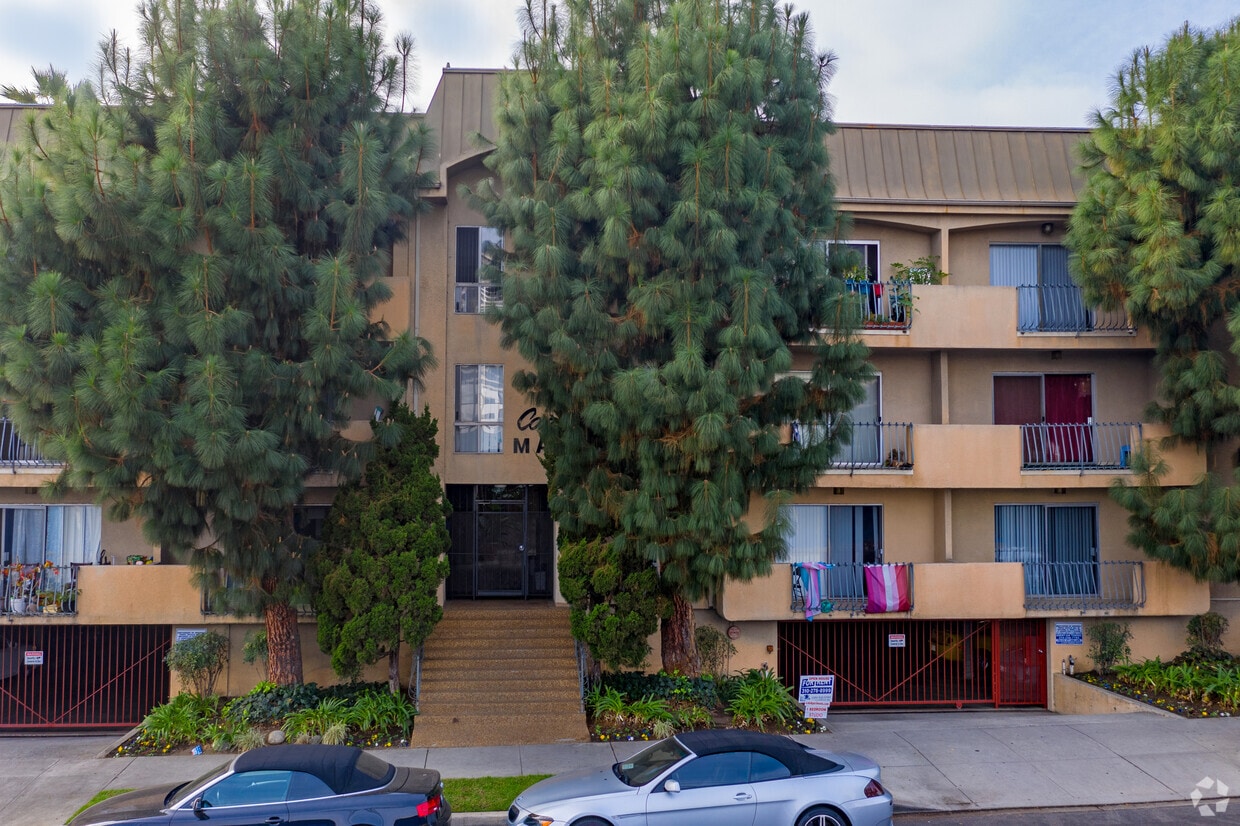 Lido Apartments 1711 Corinth Avenue Rentals in Los Angeles at 1711