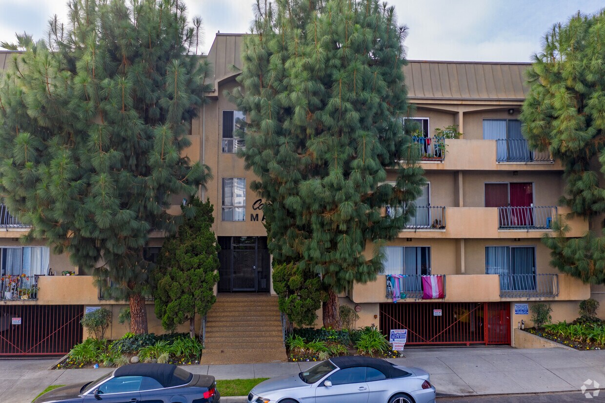 Lido Apartments Los Angeles Ca Apartments Com
