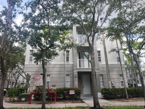 Building Photo - 3408 Shoma Dr