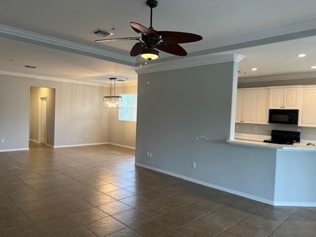 Building Photo - 12859 Carrington Cir